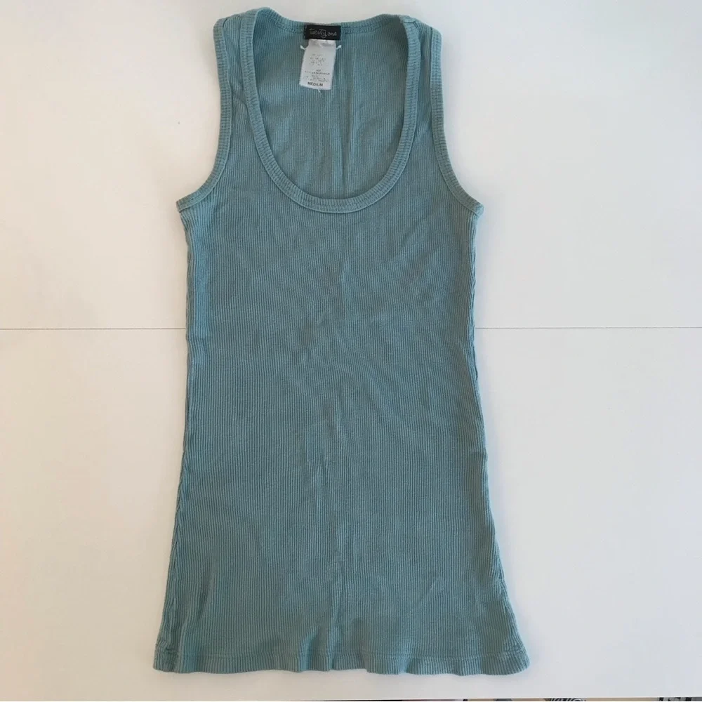 Forever 21 Ribbed Tank - Picture 2 of 4